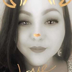 Meet your Posher, Celia